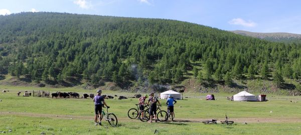 12-khangai-mtb (9).jpg